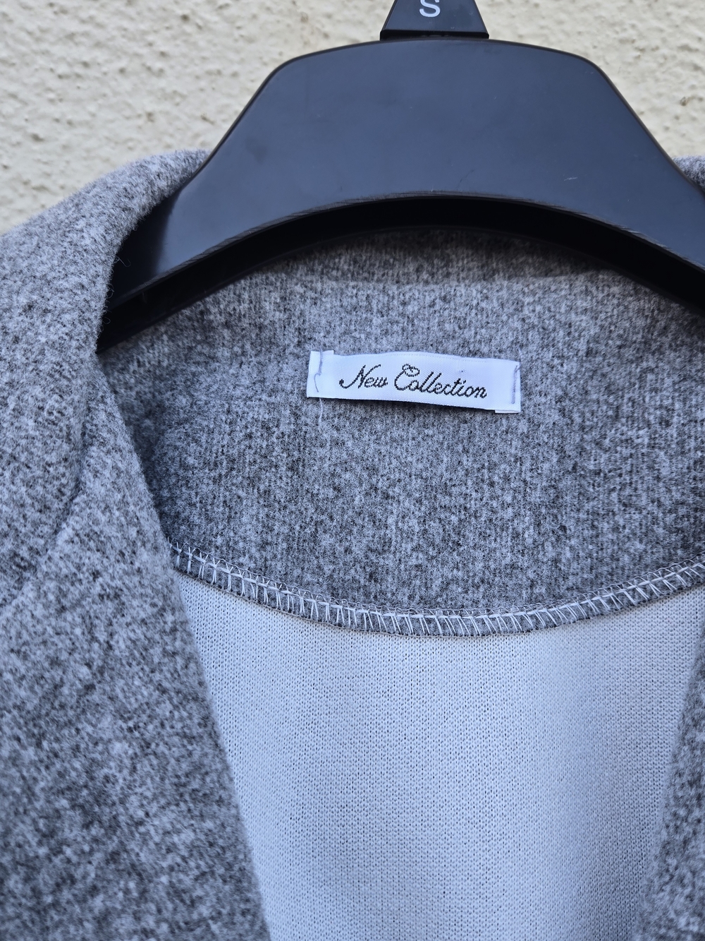 New Collection Gray Sleeveless Vest with White Trim - Picture 4 of 9